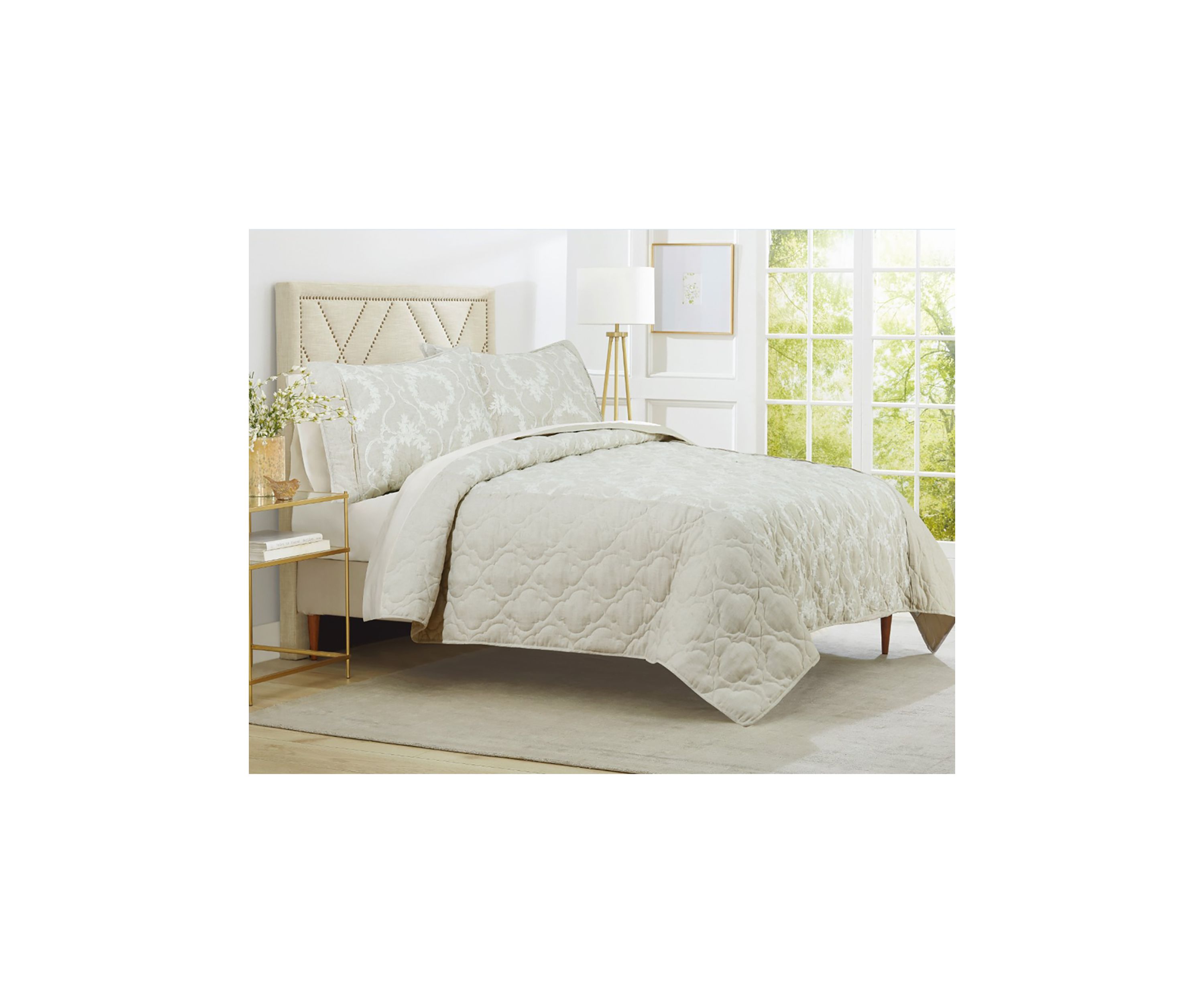 Natural Filigree Quilt Set