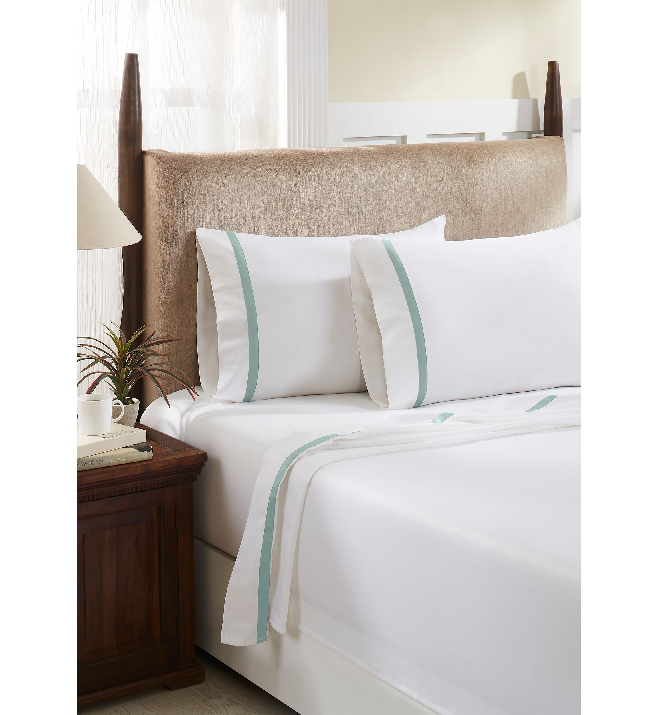 500 Thread Count Tonal Border Sateen Bed Sheet Set