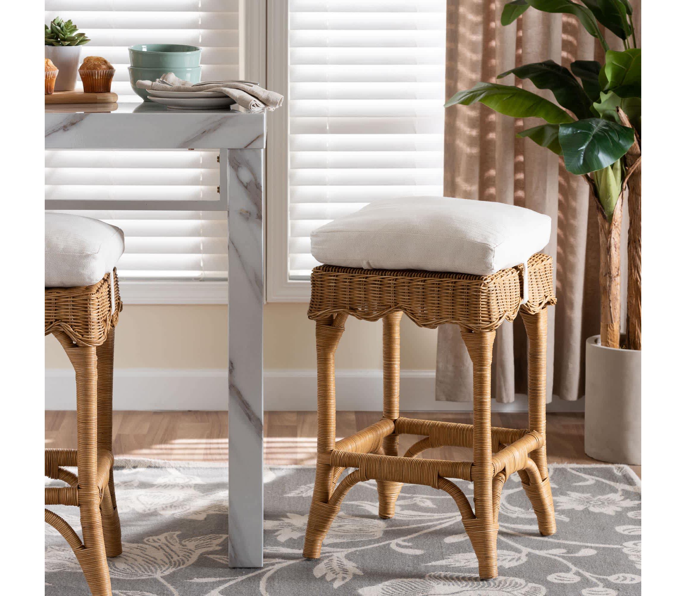 Muy Scallop Honey Rattan Counter Stool