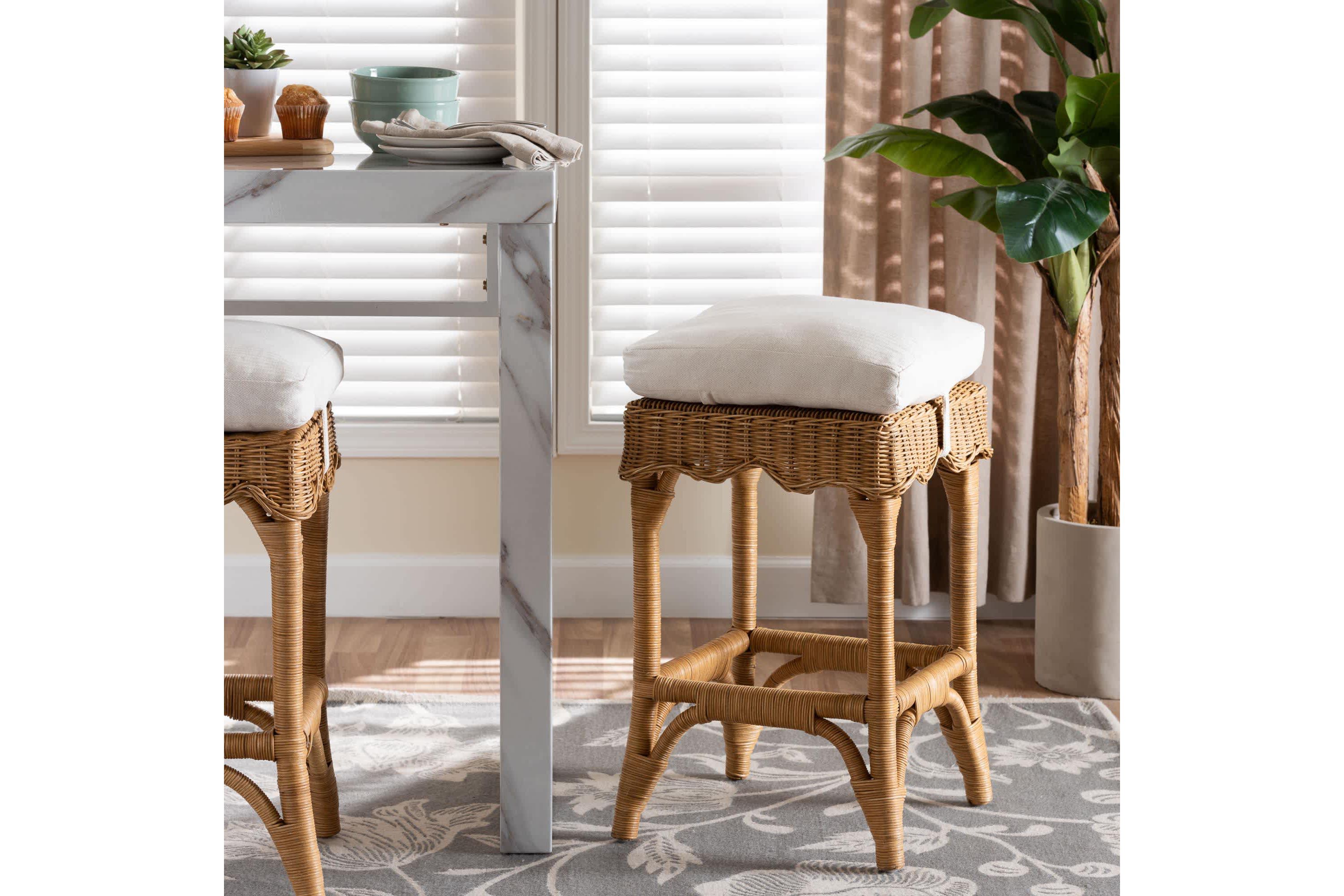Muy Scallop Honey Rattan Counter Stool
