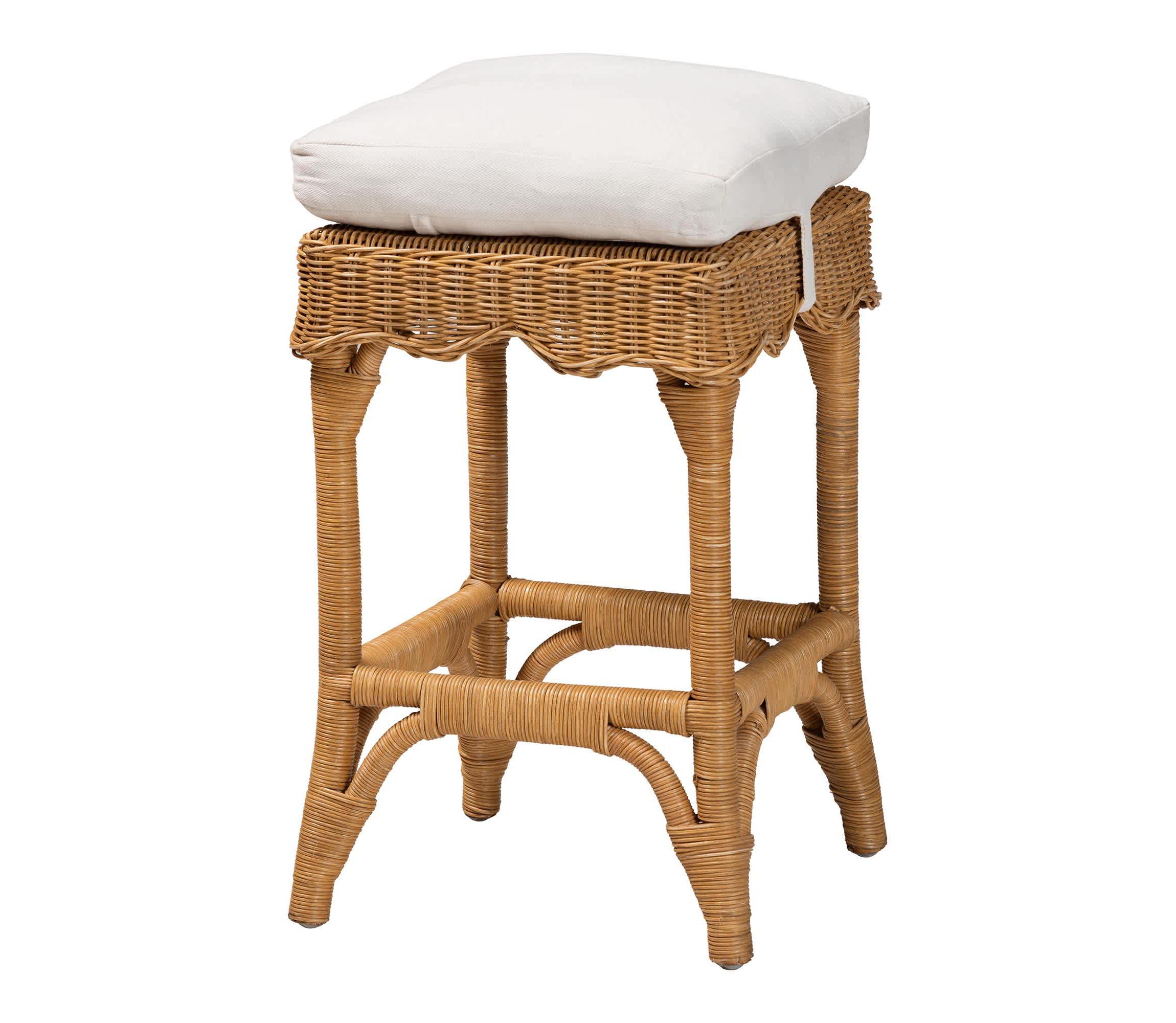 Muy Scallop Honey Rattan Counter Stool