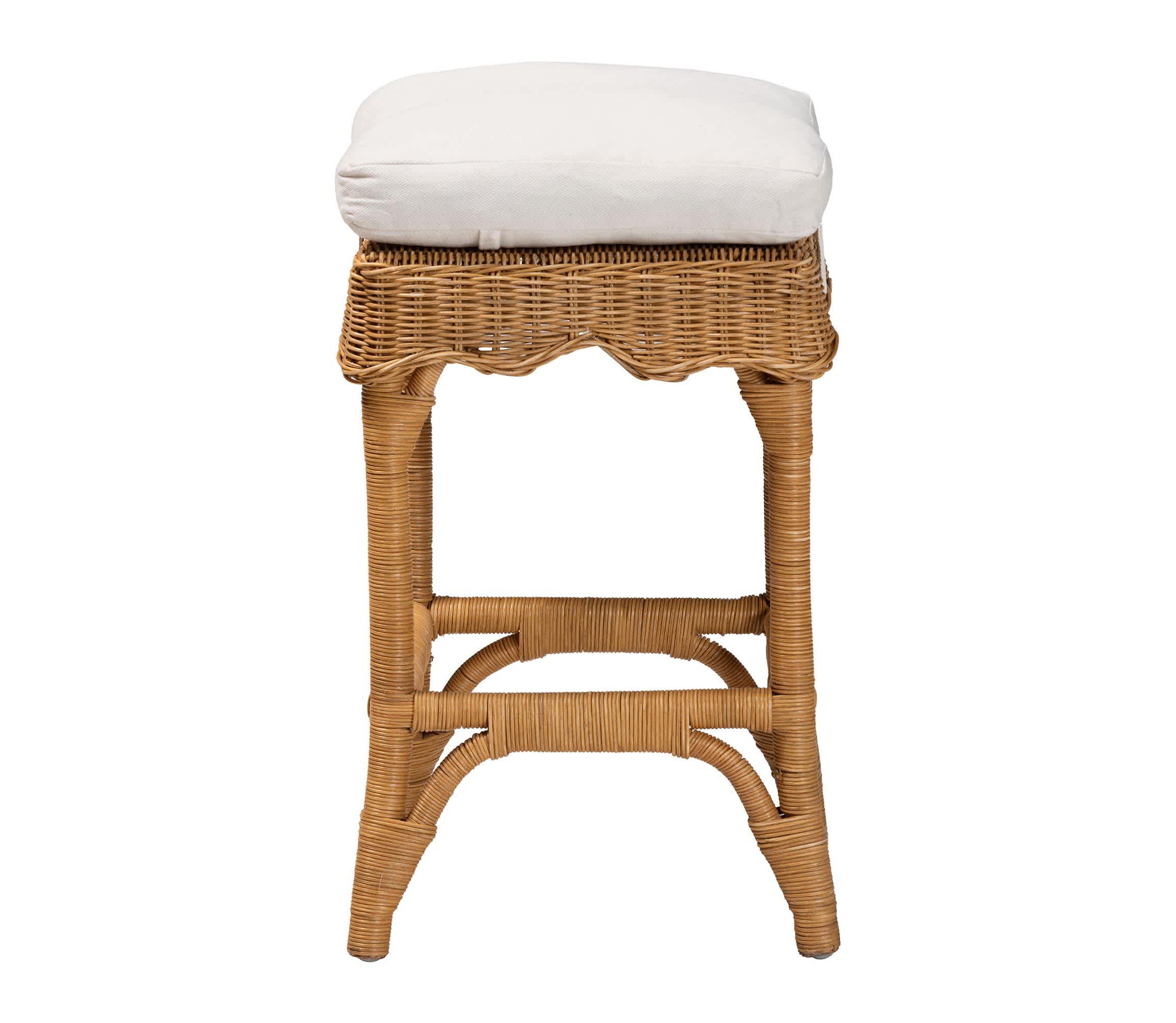 Muy Scallop Honey Rattan Counter Stool