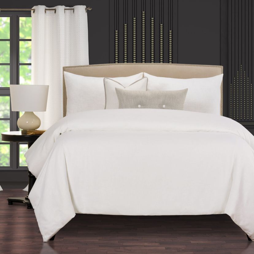 F. Scott Fitzgerald Afternoon Cafe Snow Luxury Duvet Cover and Insert Set- Queen- 6 Piece