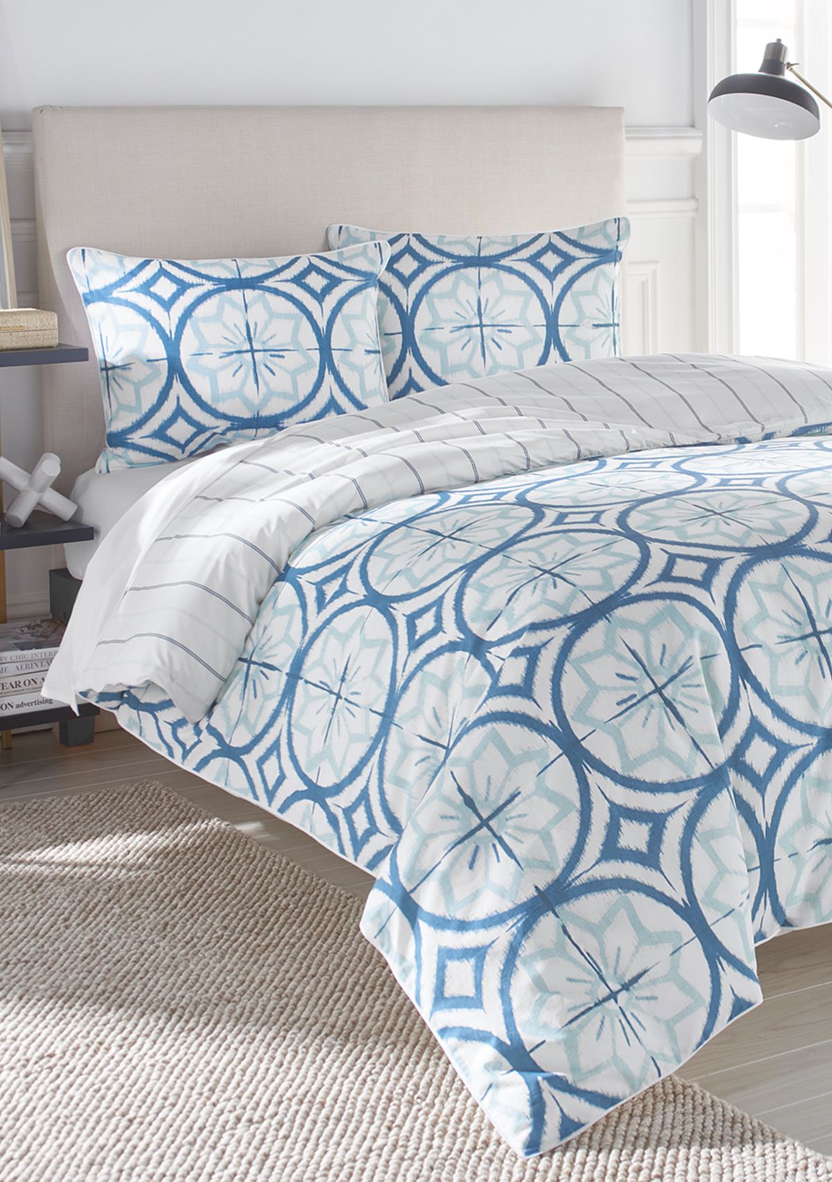Pacifica Comforter Set