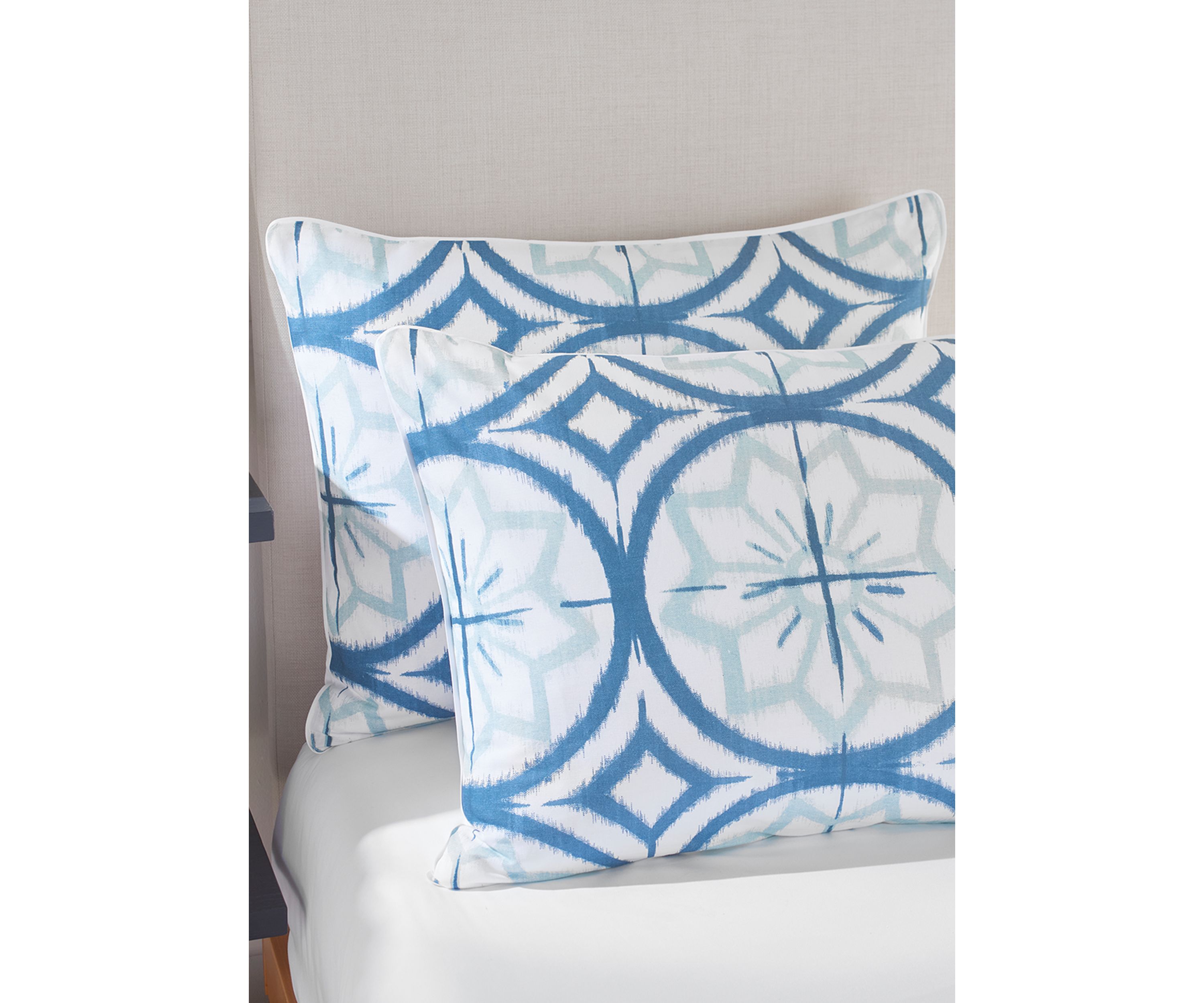 Pacifica Comforter Set