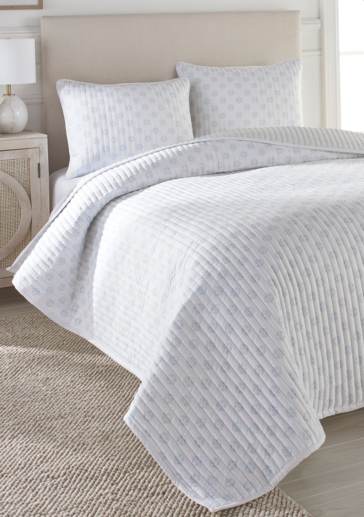 Global Geo Print Reversible Quilt Set