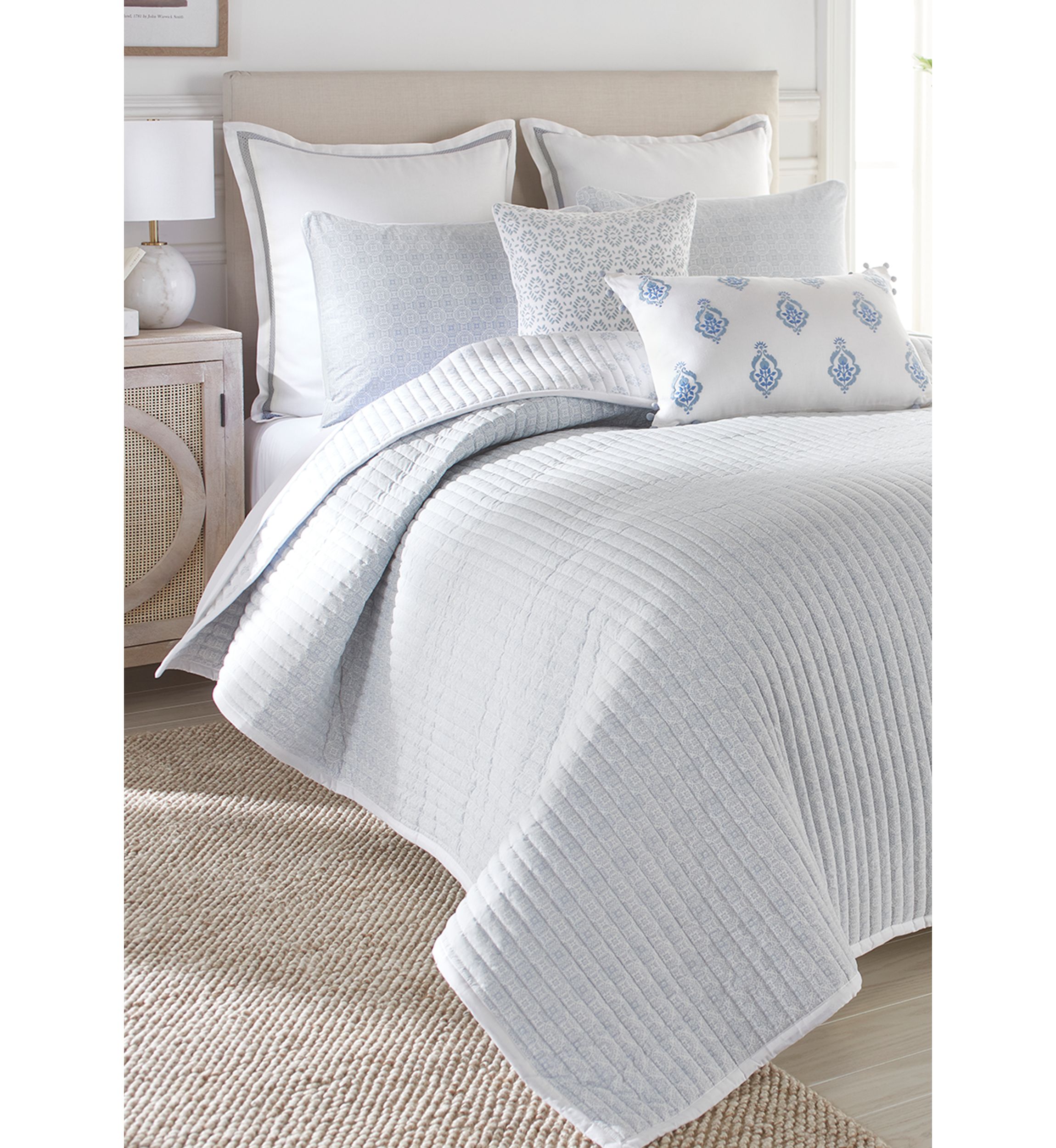 Global Geo Print Reversible Quilt Set