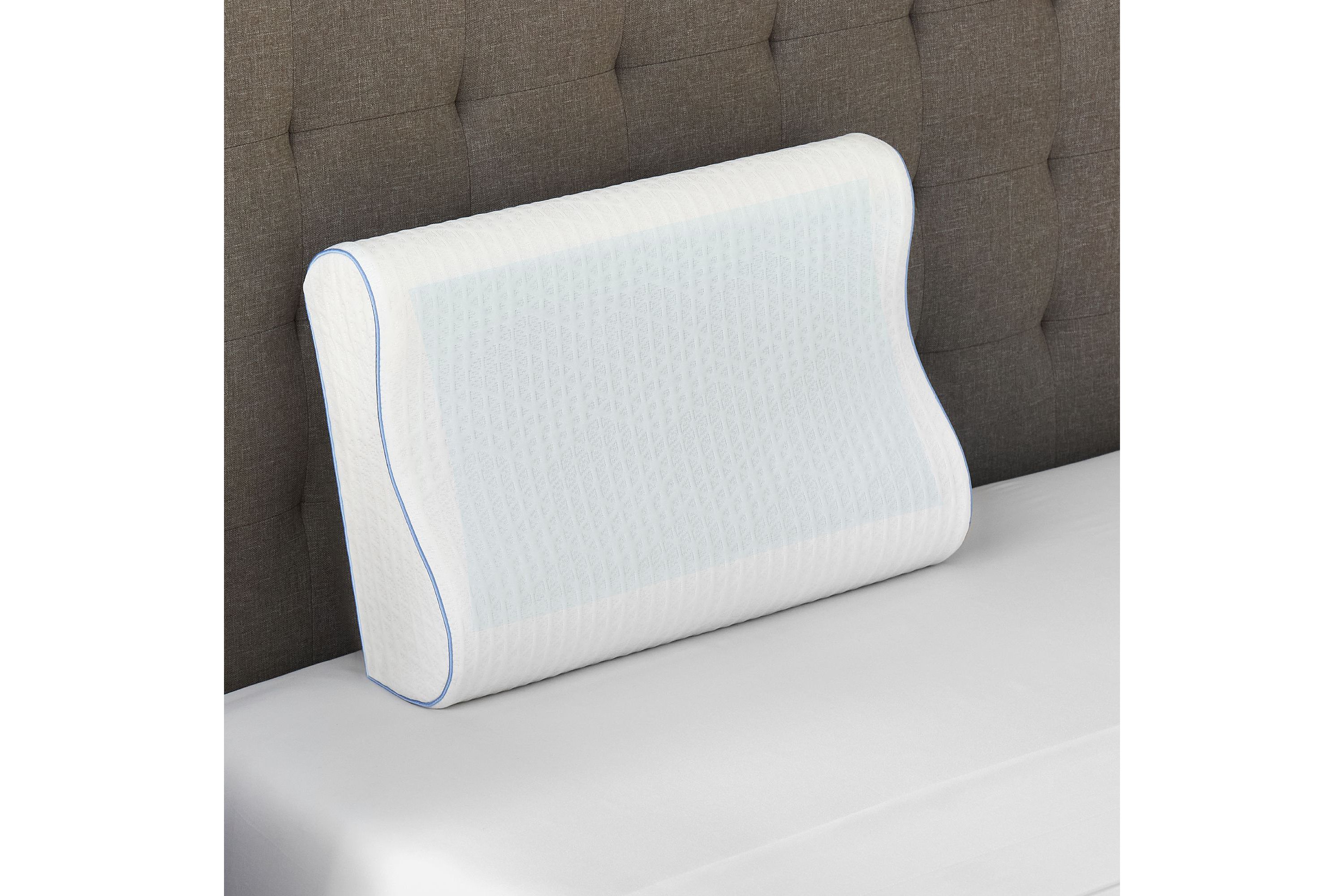 Cooling Gel Overlay Memory Foam Contour Bed Pillow