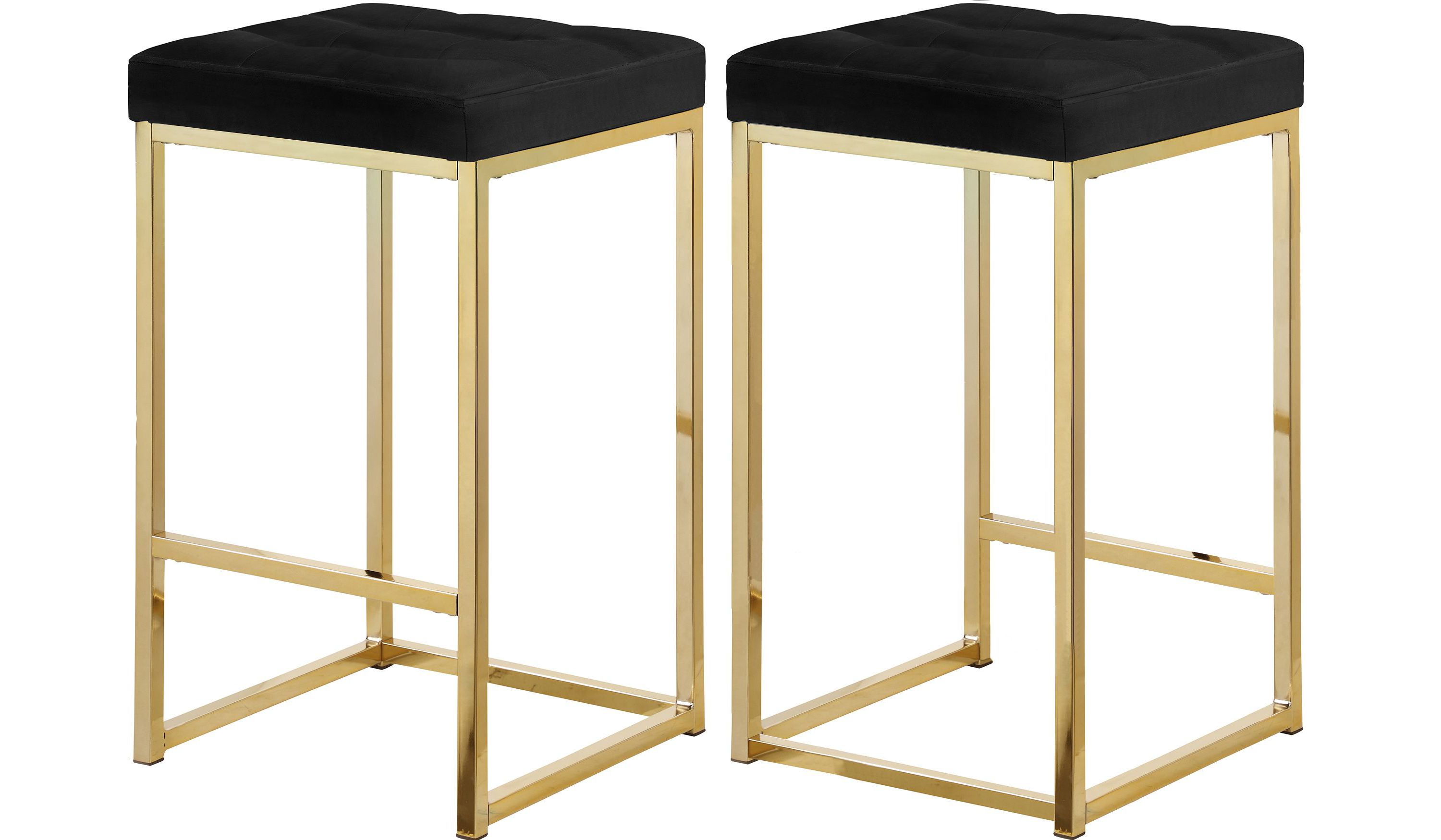 Nicola Stool