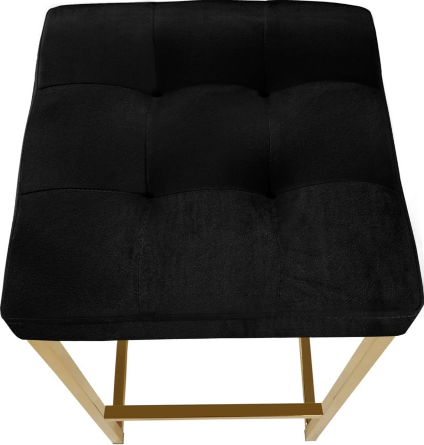 Nicola Stool