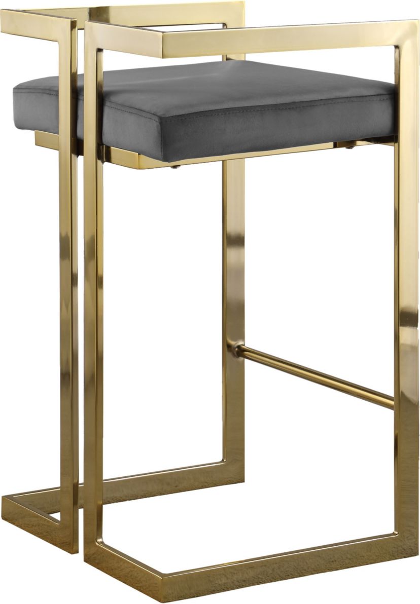 Ezra Stool