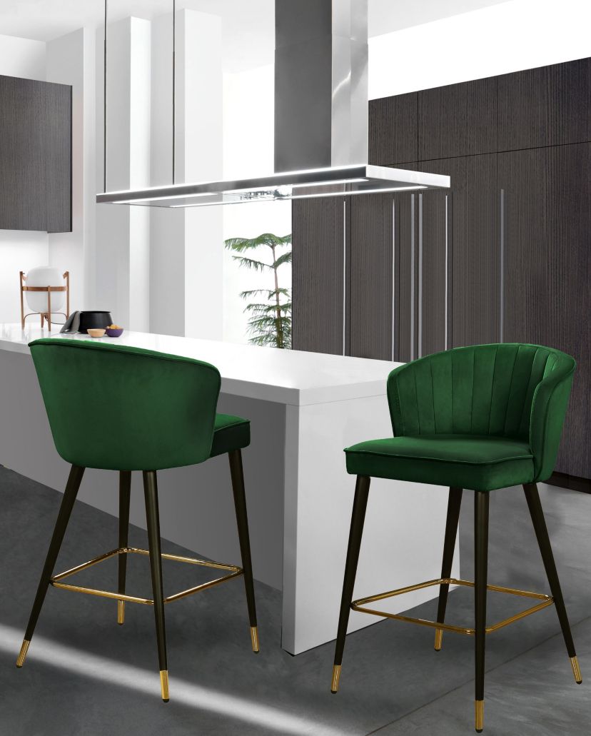 Cassie Stool