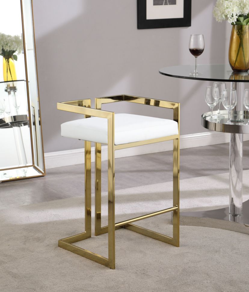 Ezra Stool