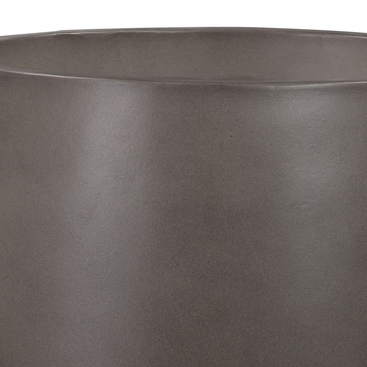 Amethyst Large Round Lightweight Concrete Indoor or Outdoor Planter in gray