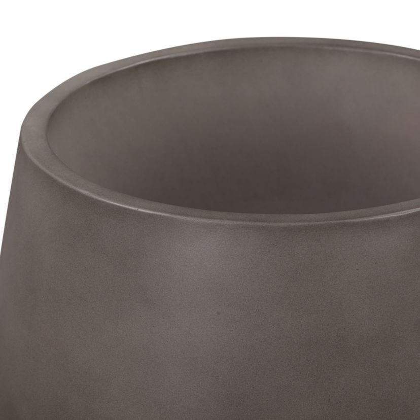Amethyst Large Round Lightweight Concrete Indoor or Outdoor Planter in gray