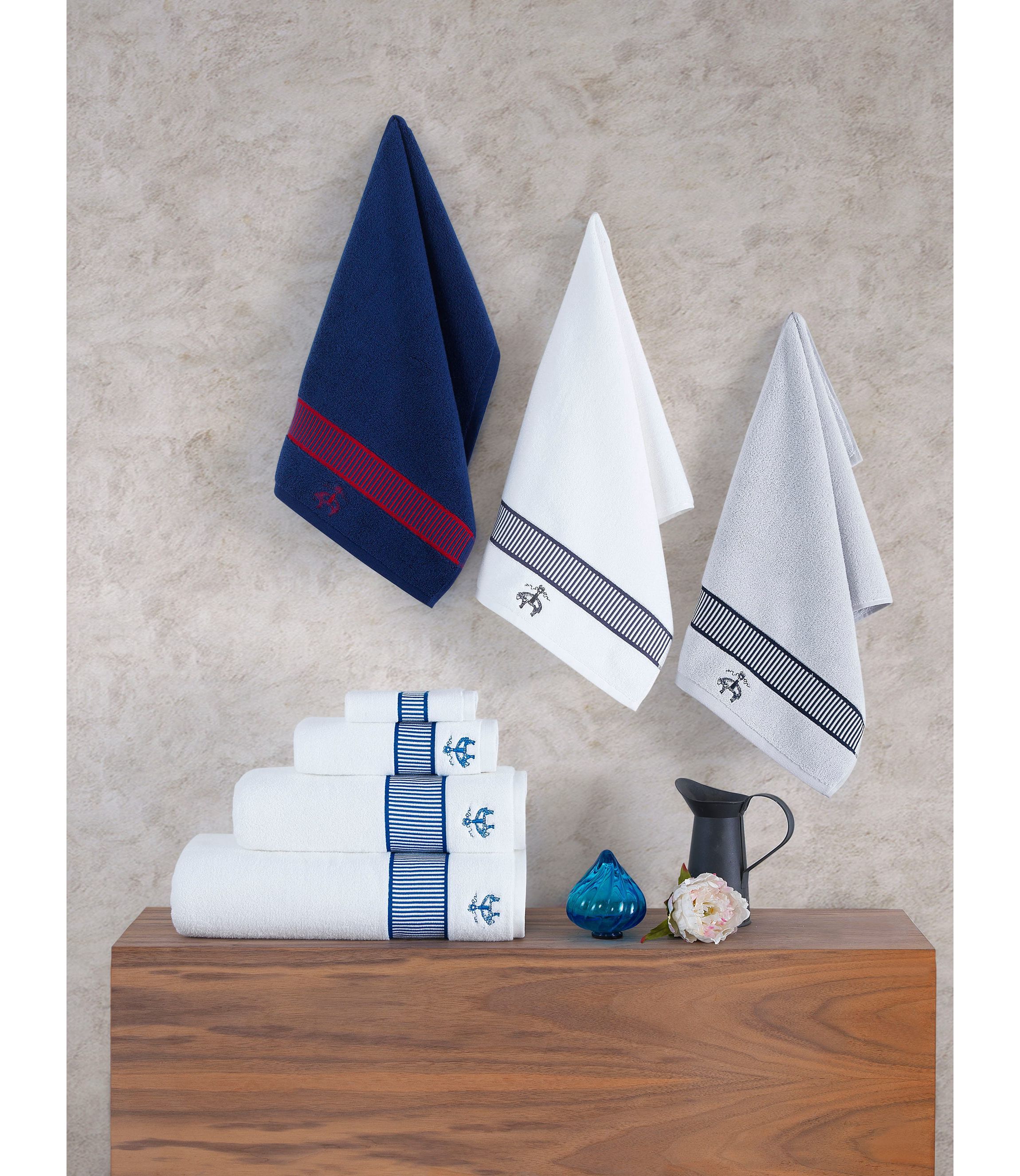 Fancy Border 2 pcs Bath Sheets
