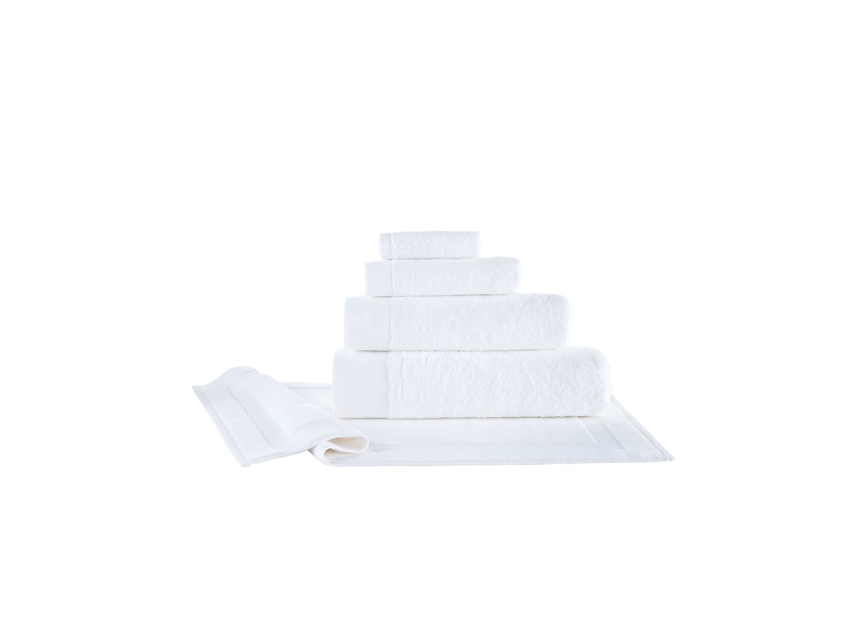 Solid Signature Bath Towel
