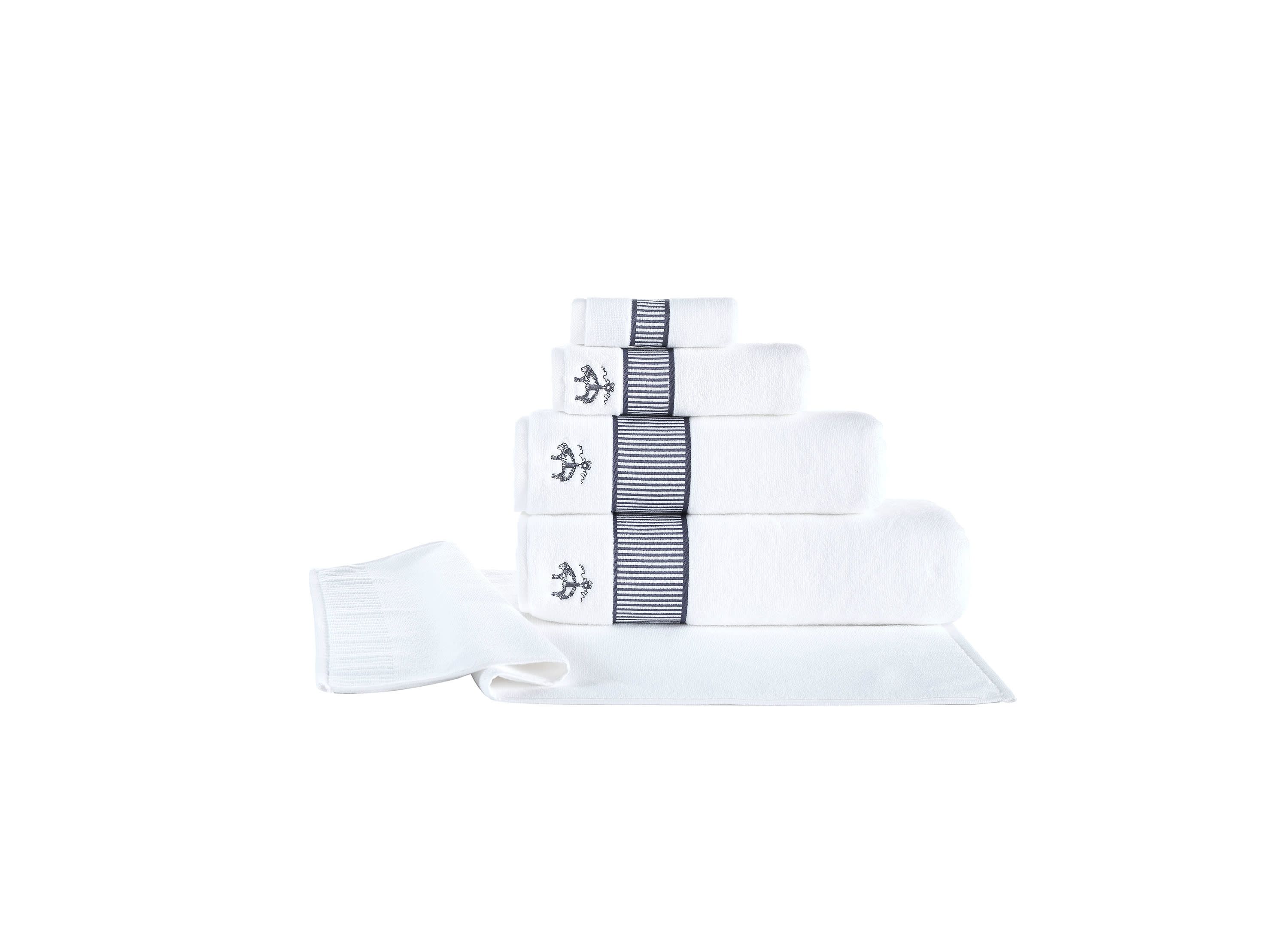 Fancy Border Bath Towel