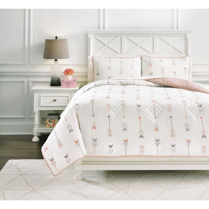 Lexann Comforter Set