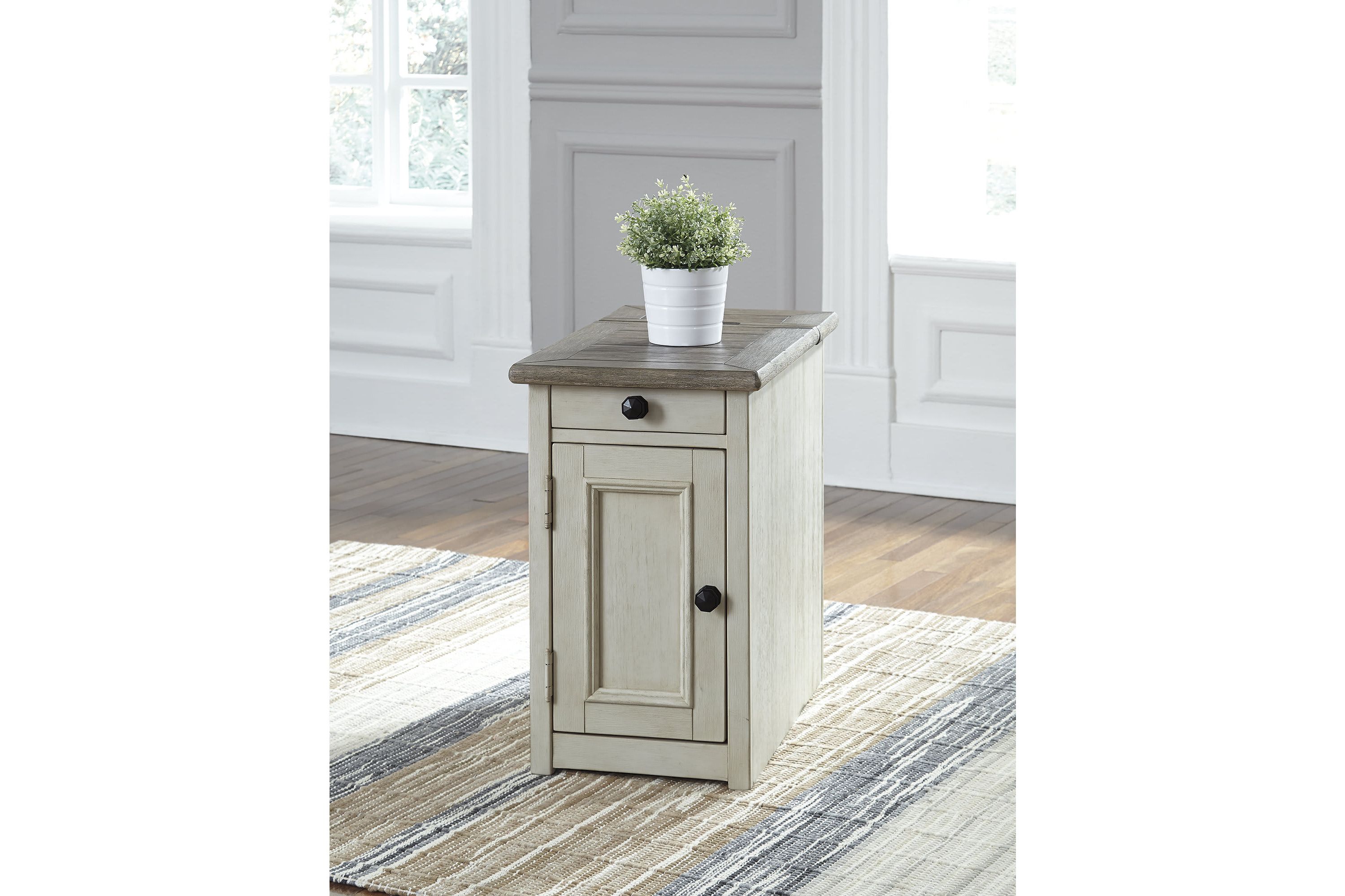 Tyler Creek Chairside End Table with USB Ports and Outlets