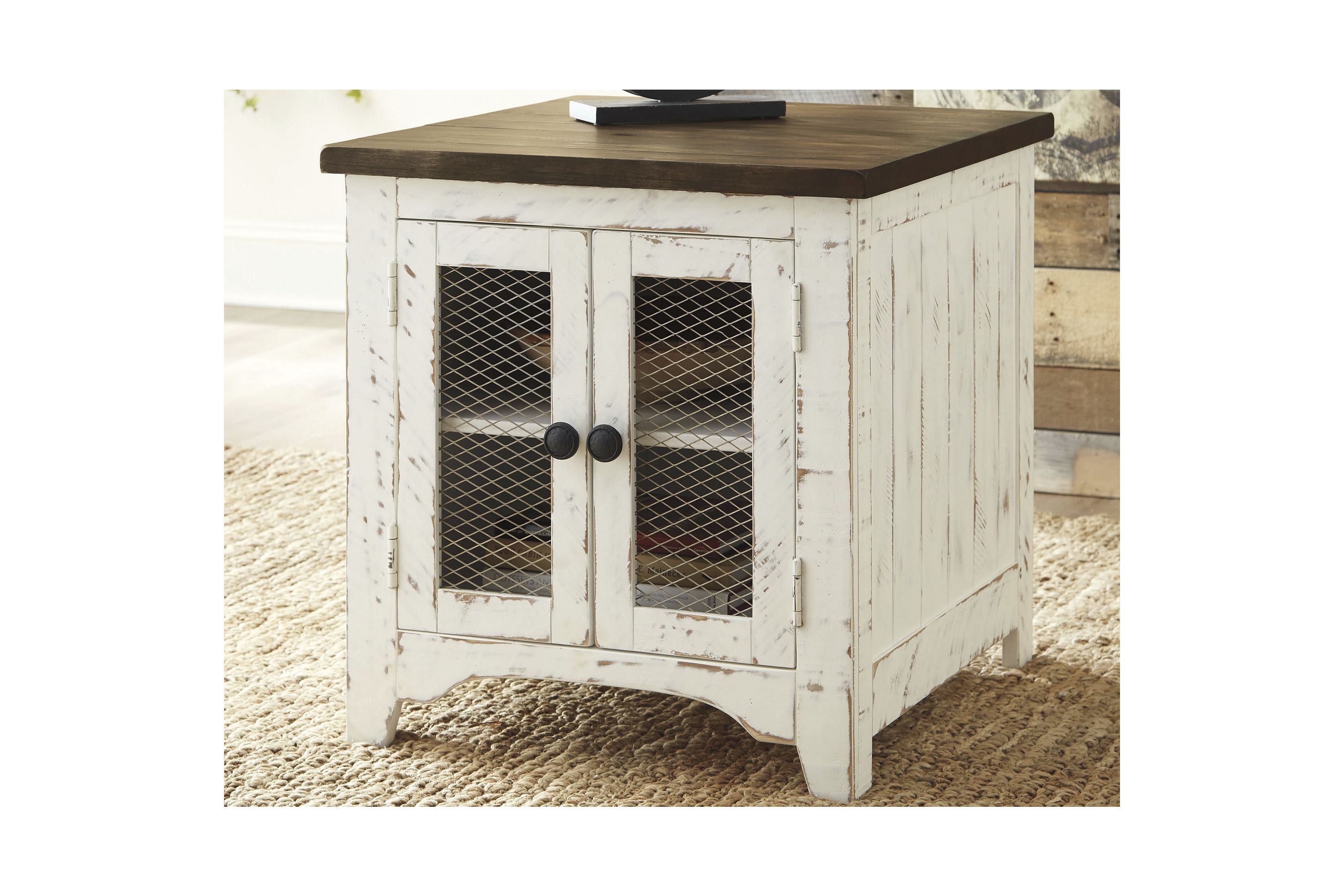Valebeck End Table