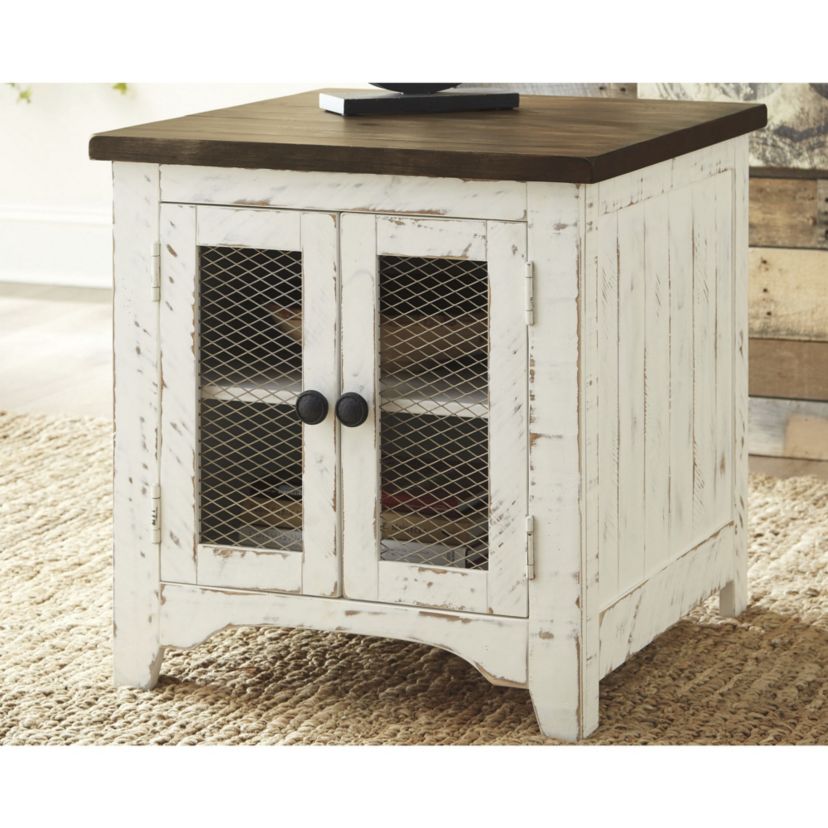 Valebeck End Table