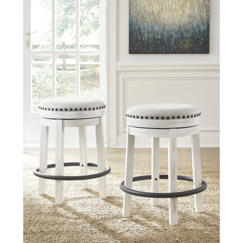 Valebeck Counter Height Stool