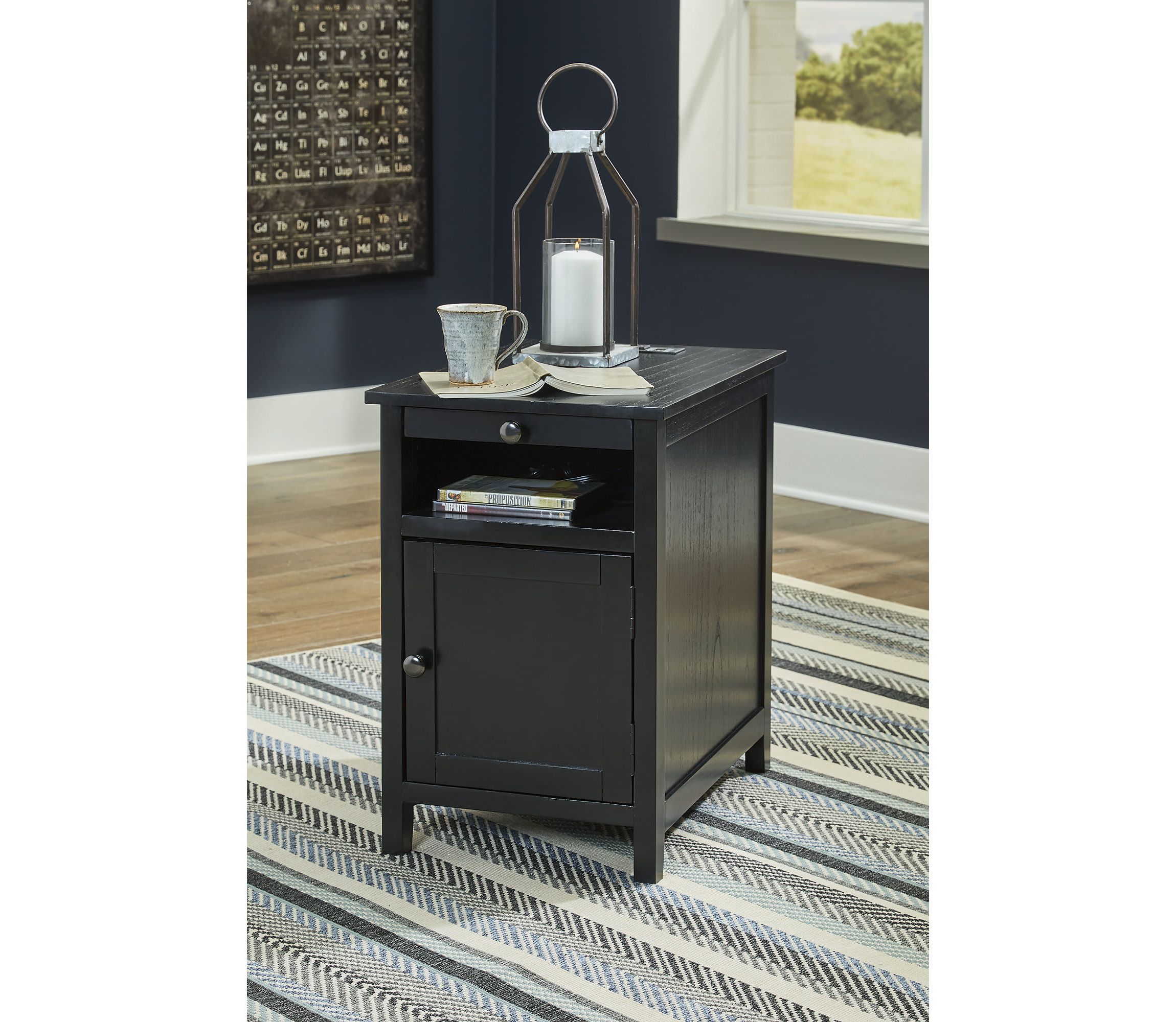 Treytown Chairside End Table