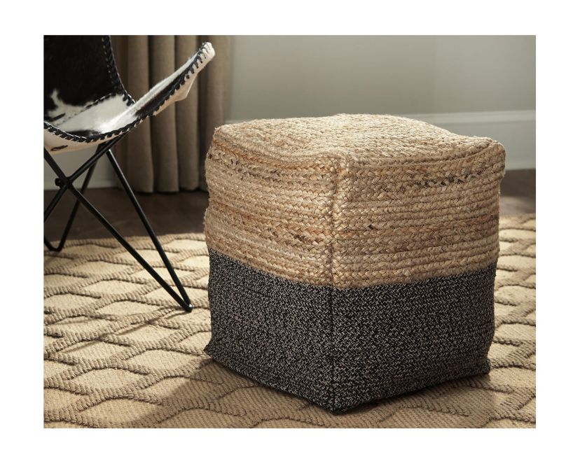 Sweed Valley Pouf