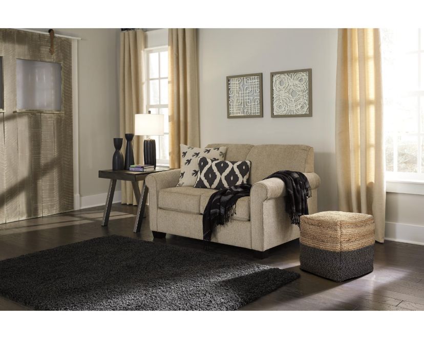 Sweed Valley Pouf