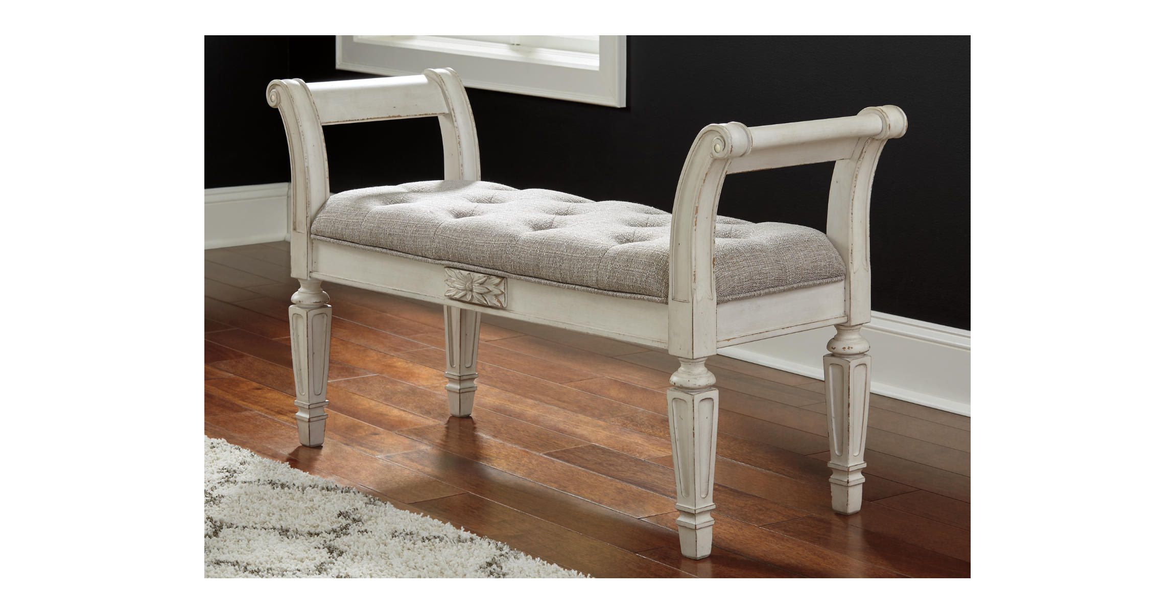 Realyn Accent Bench