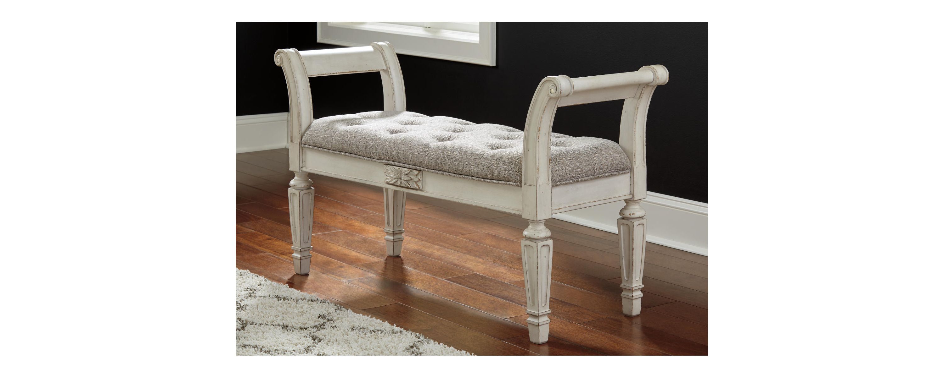 Realyn Accent Bench