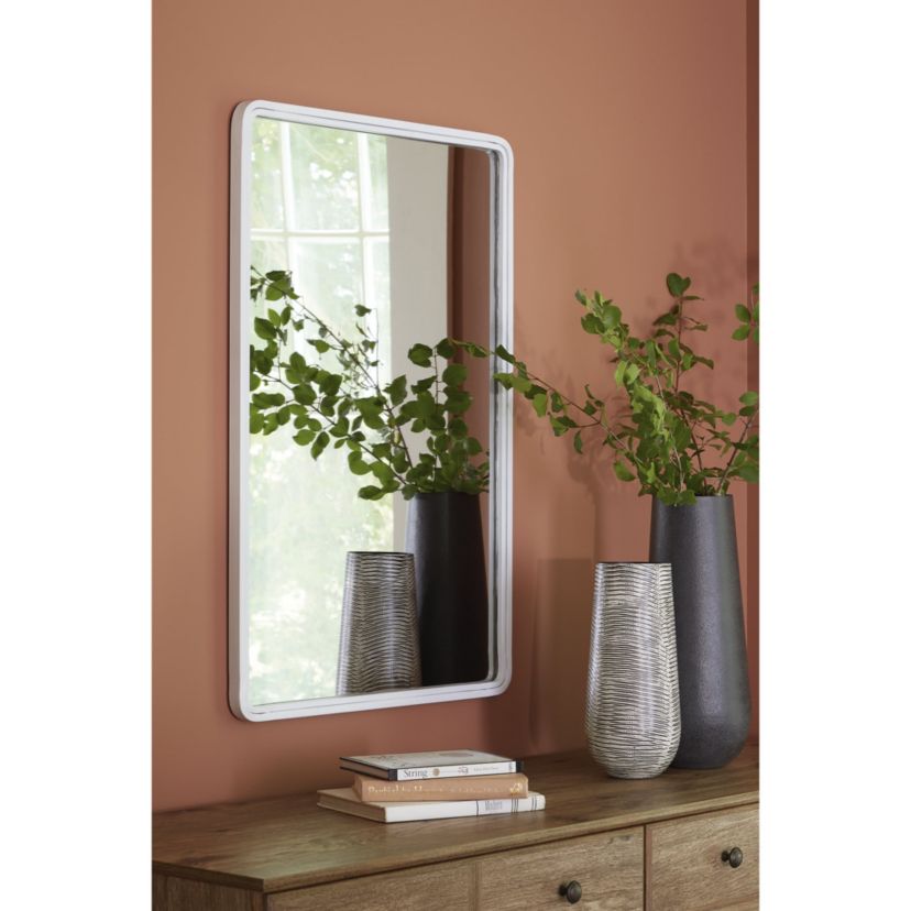 Brocky Accent Mirror
