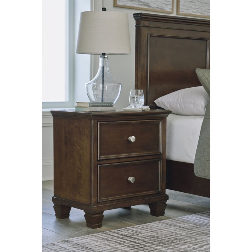 Danabrin Nightstand