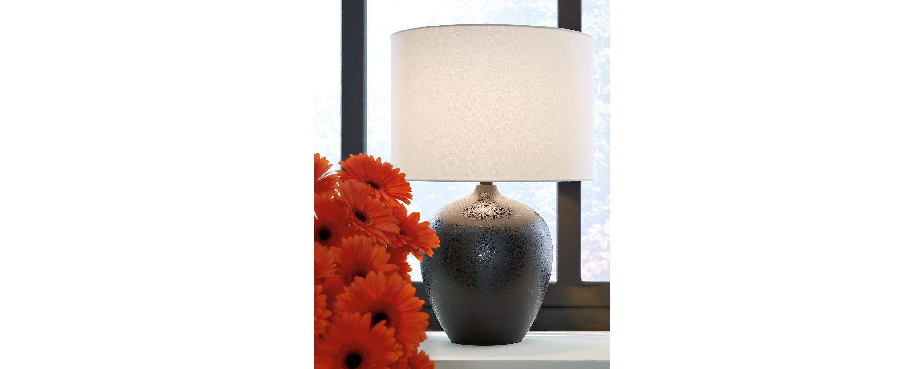 Ladstow Ceramic Table Lamp