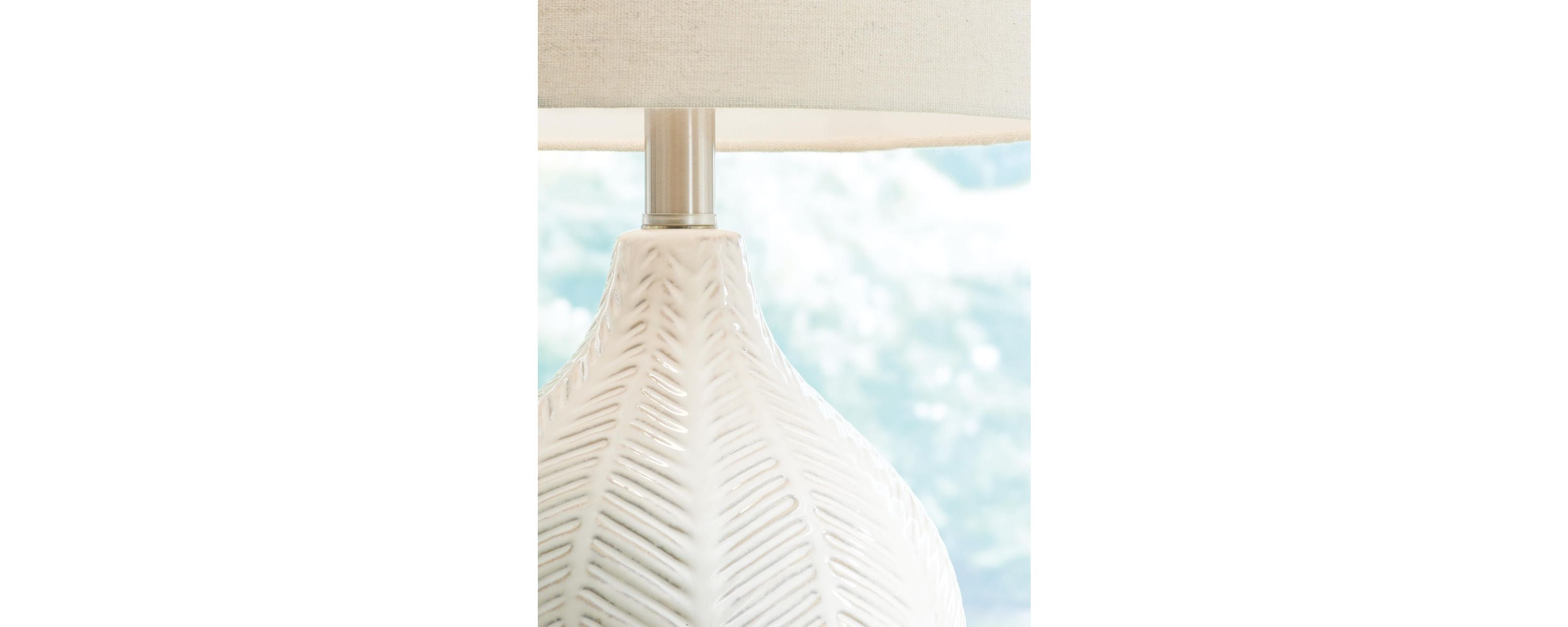 Rainermen Ceramic Table Lamp