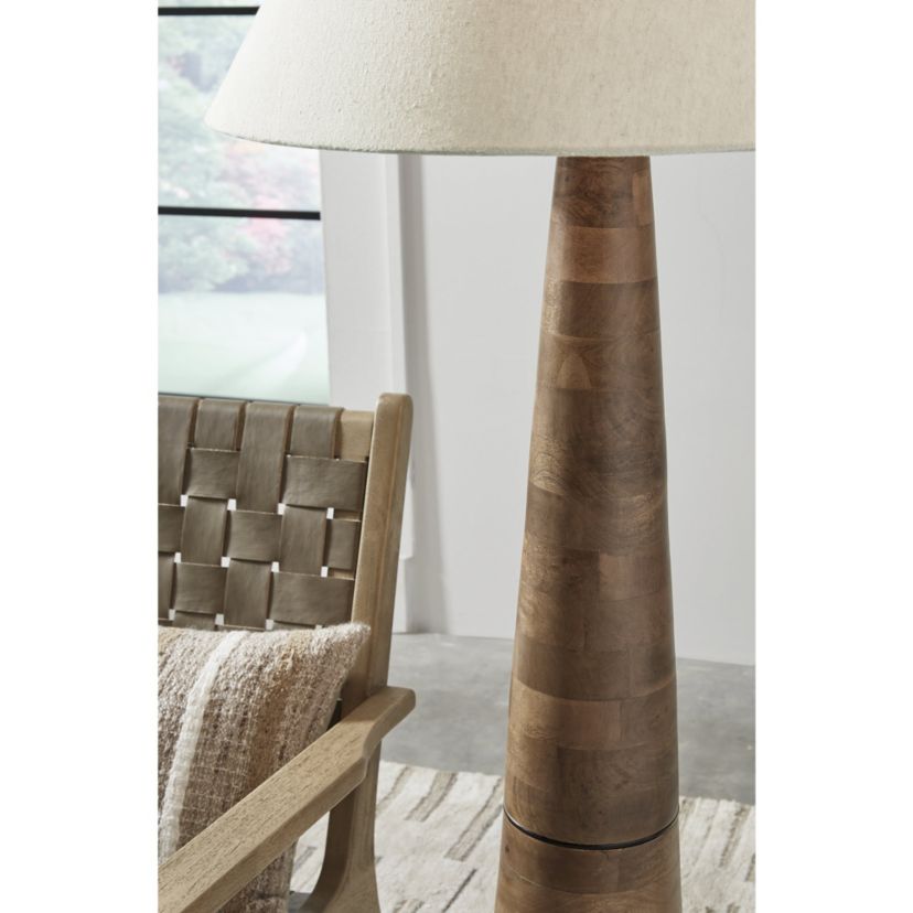 Danset Floor Lamp