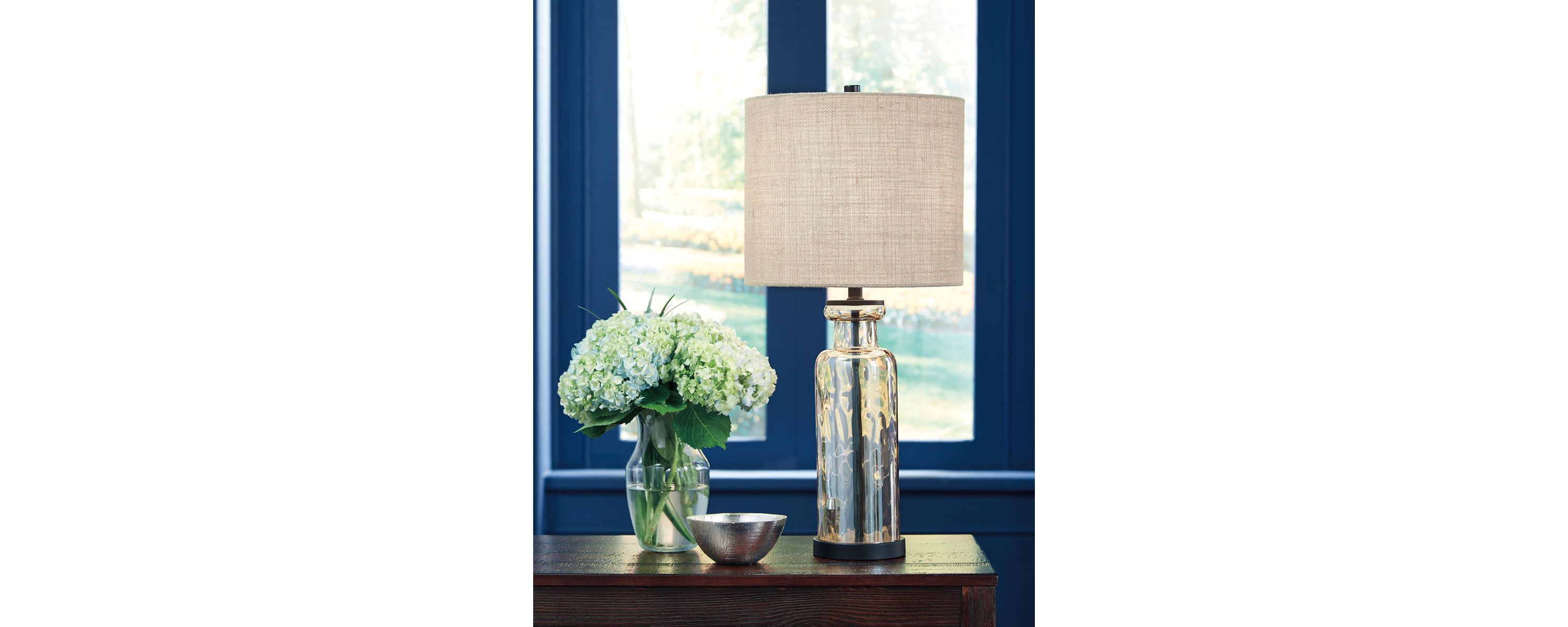 Laurentia Glass Table Lamp
