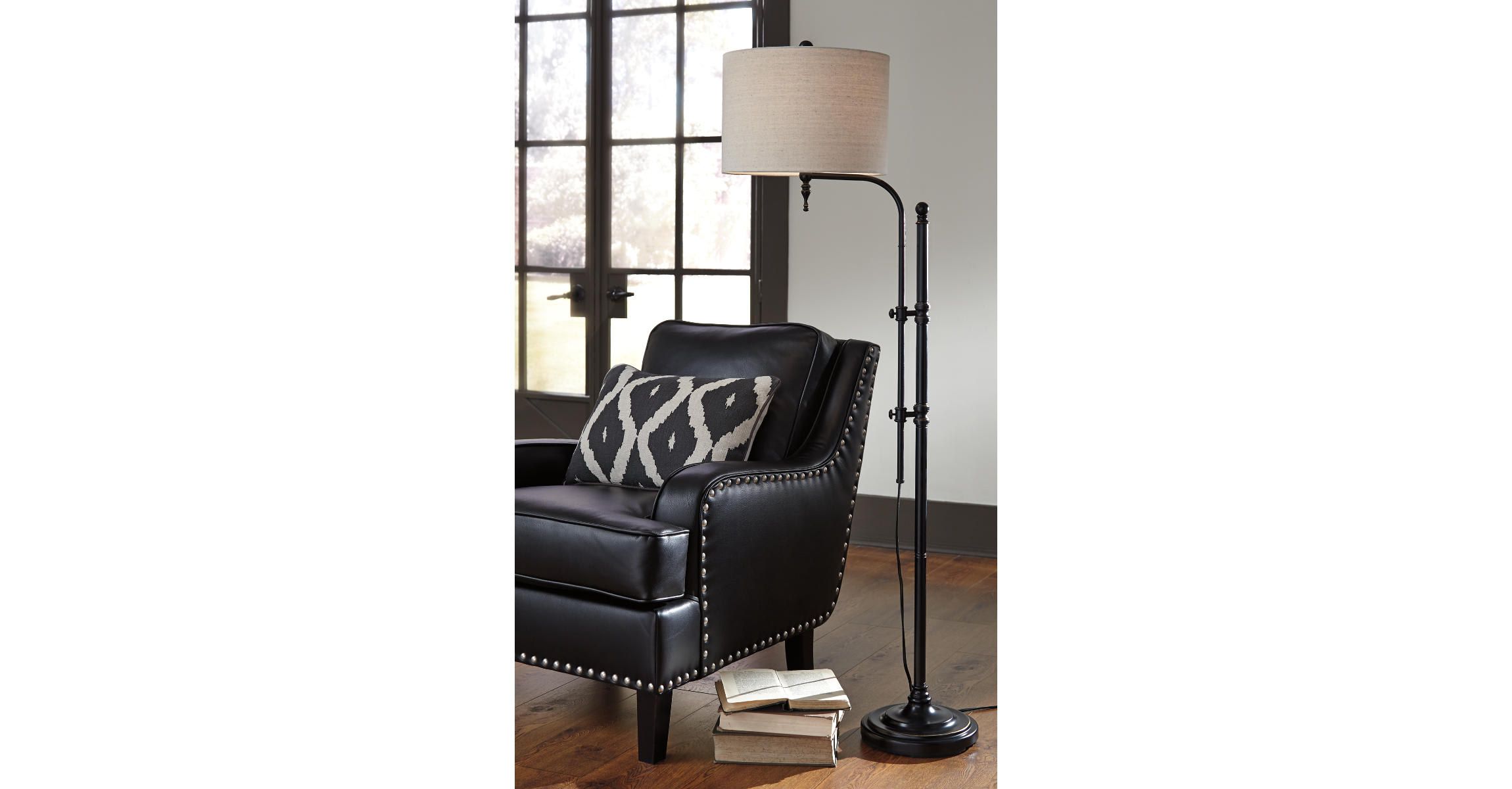 Anemoon Metal Floor Lamp
