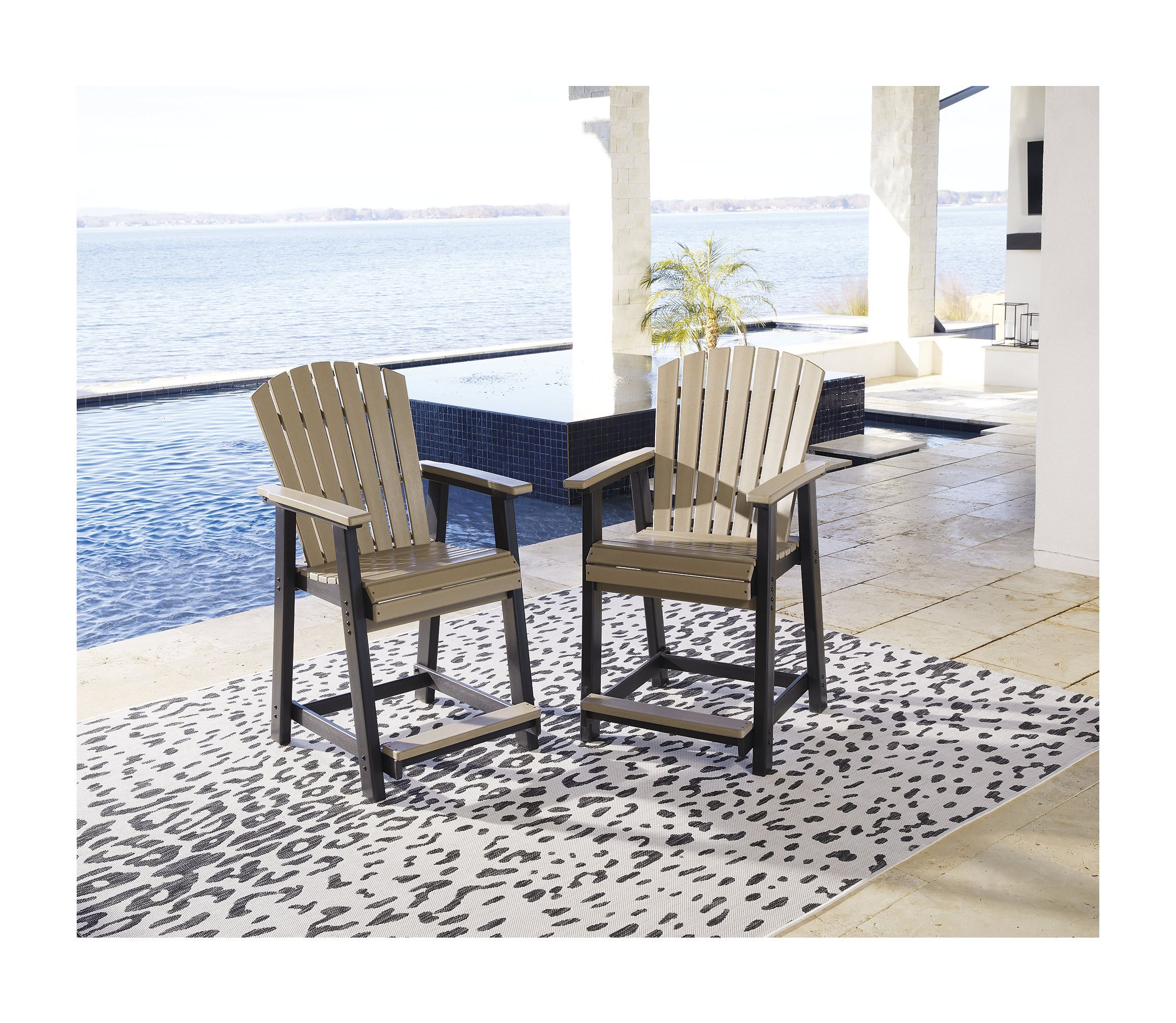 Fairen Trail Outdoor Counter Height Bar Stool (Set of 2)