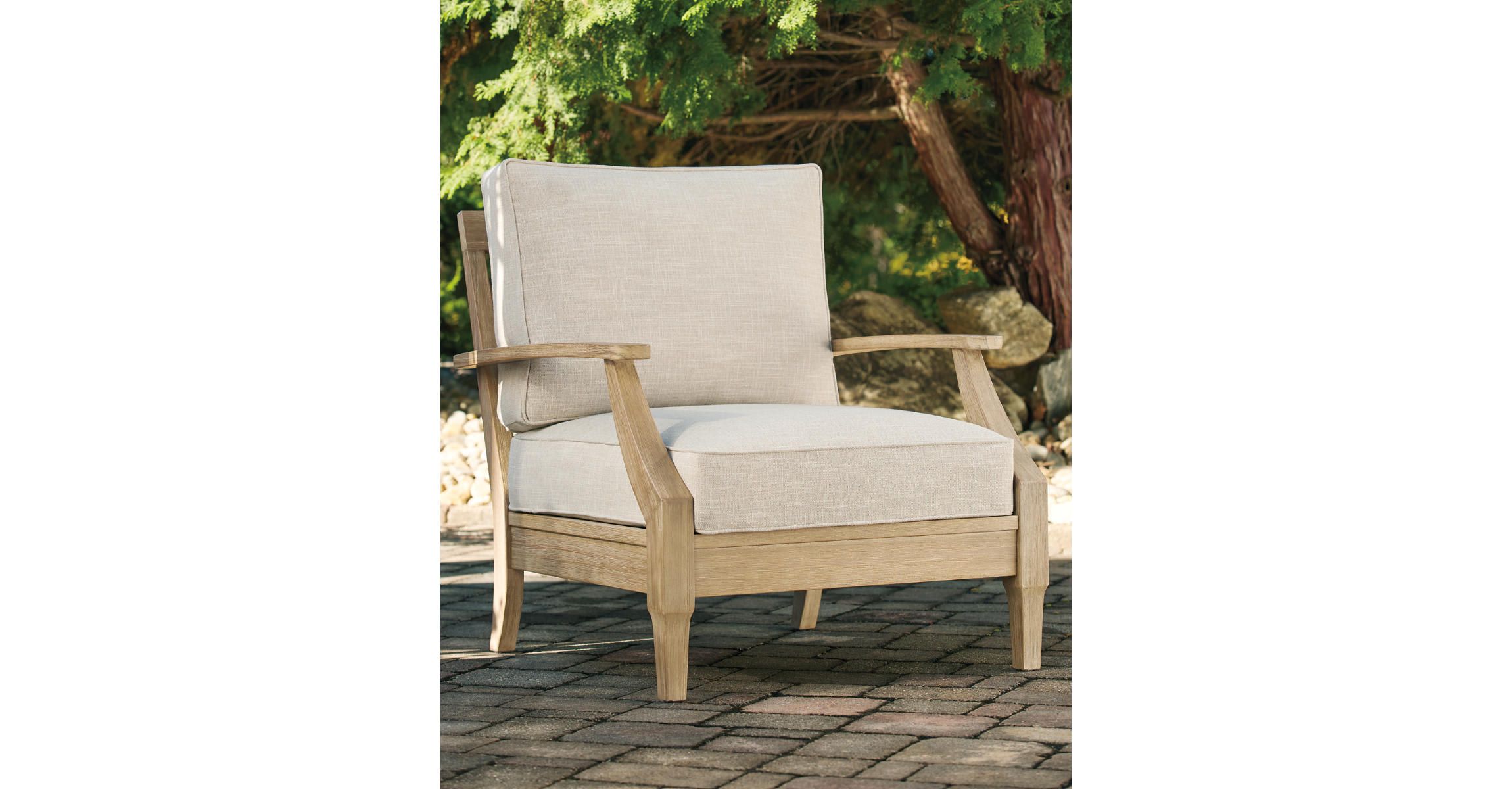 Clare View Lounge Chair w/Cushion (1/CN)