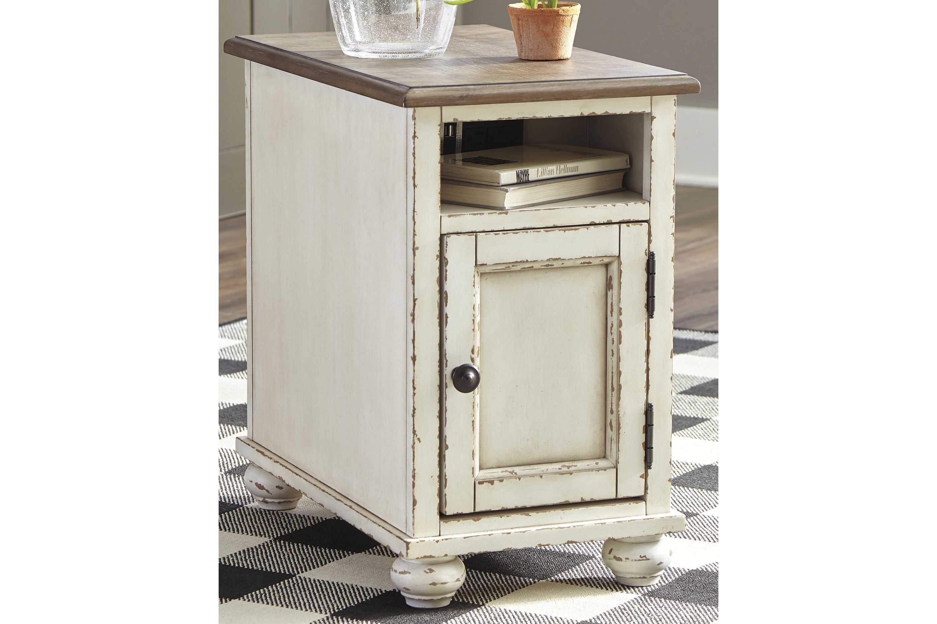 Signature Design by Ashley Realyn Chairside End Table | Belk
