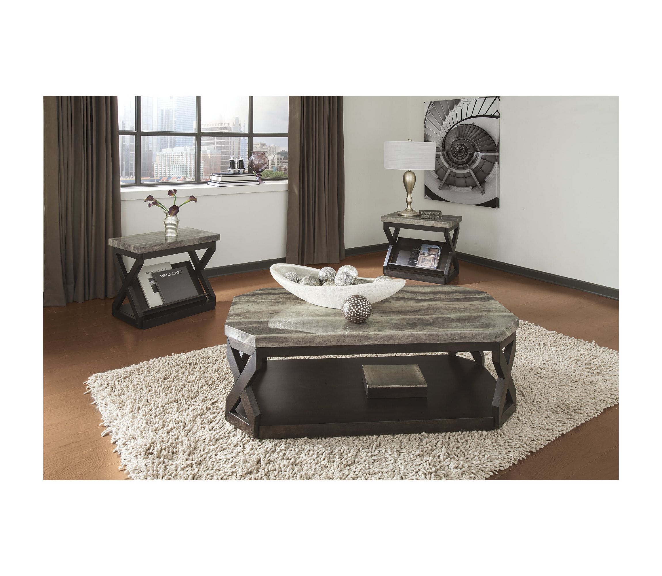 Radilyn Table (Set of 3)