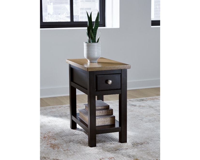 Drazmine Chairside End Table