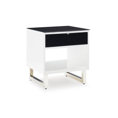 Signature Design by Ashley Gardoni End Table