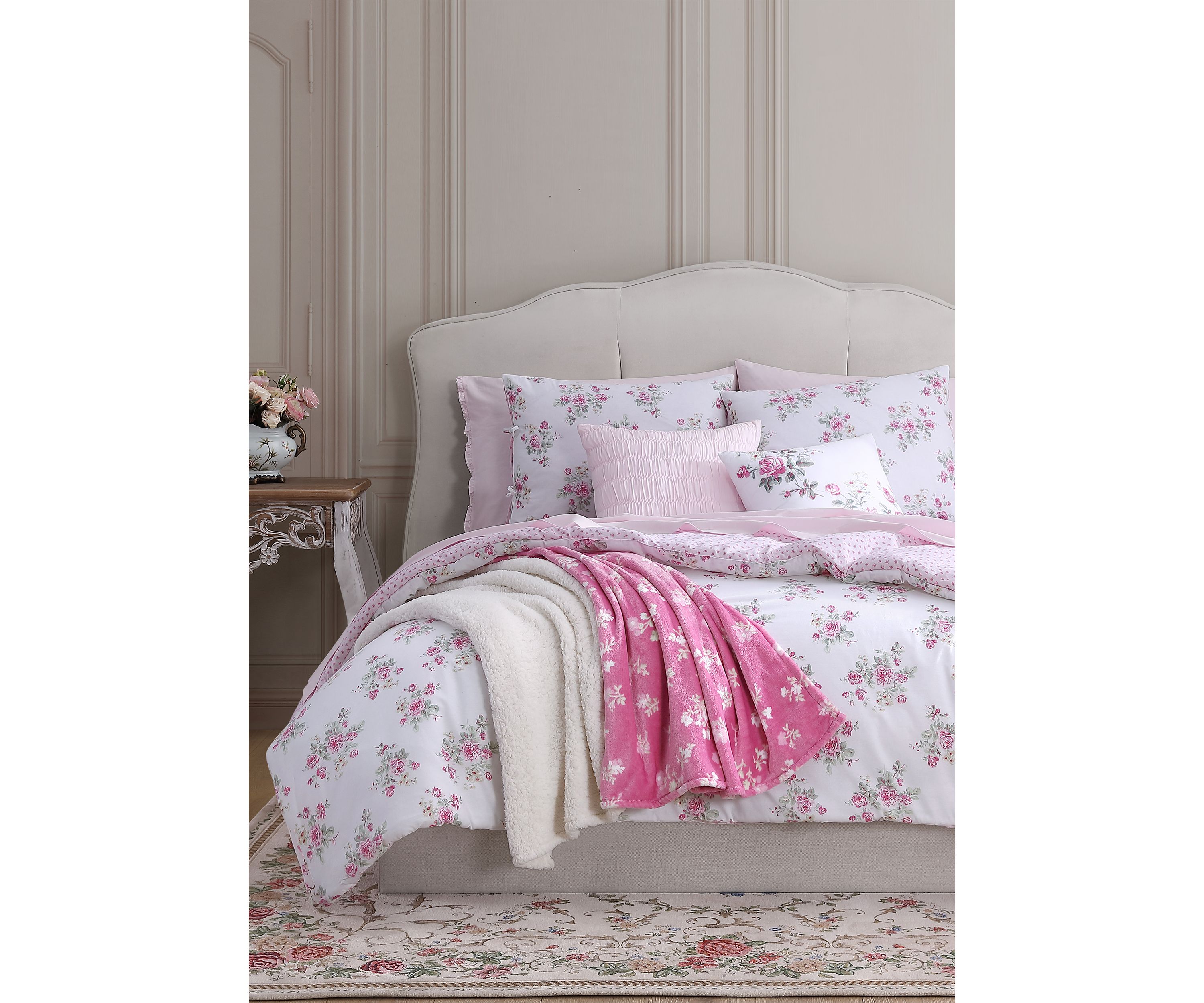 Juliet Comforter Set