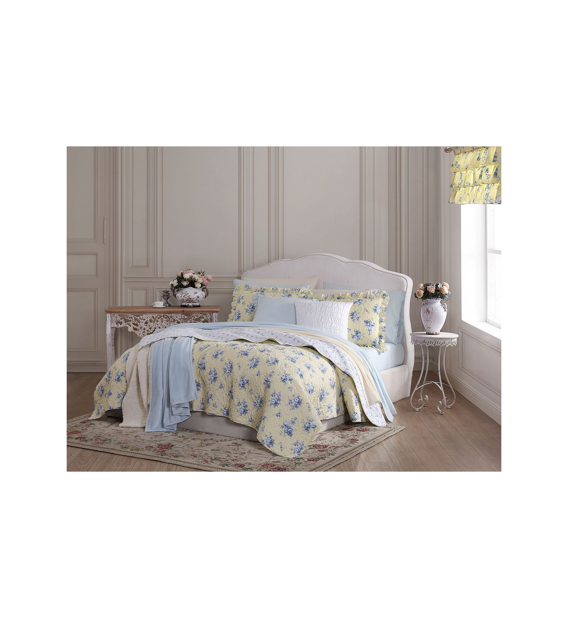 Amelia Quilt Set