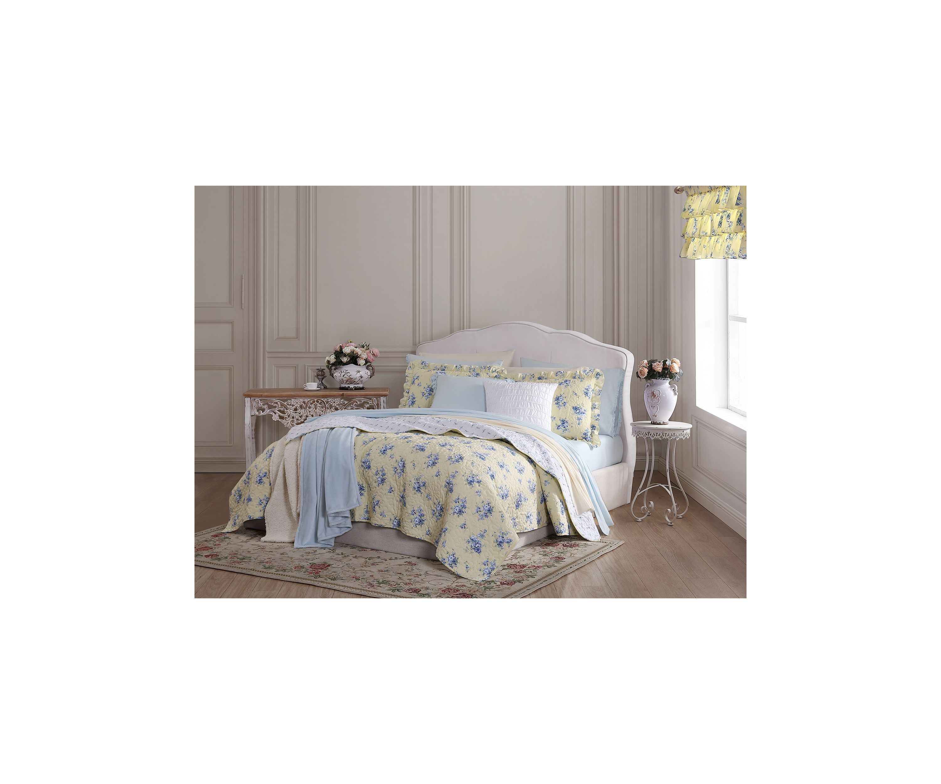 Amelia Quilt Set