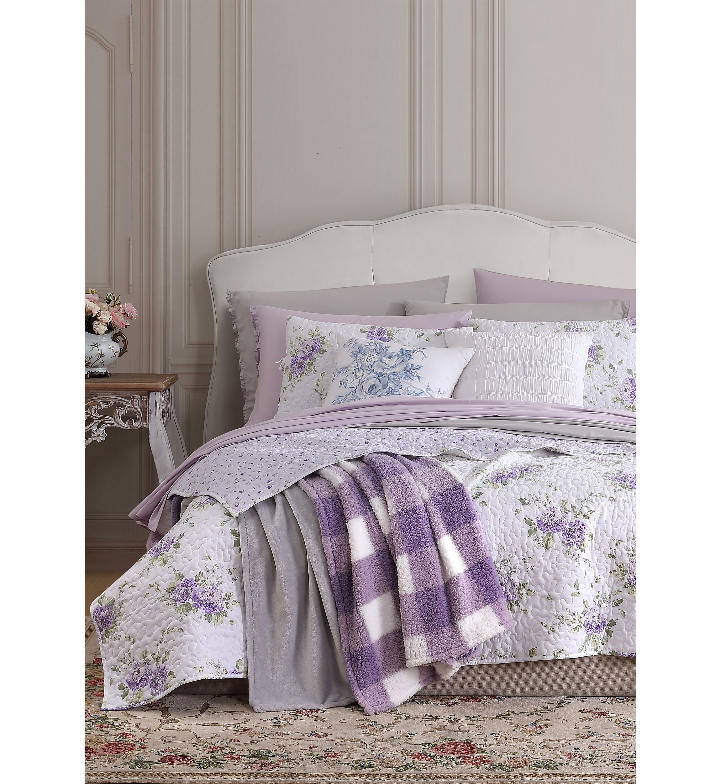 Layla Quilt Set