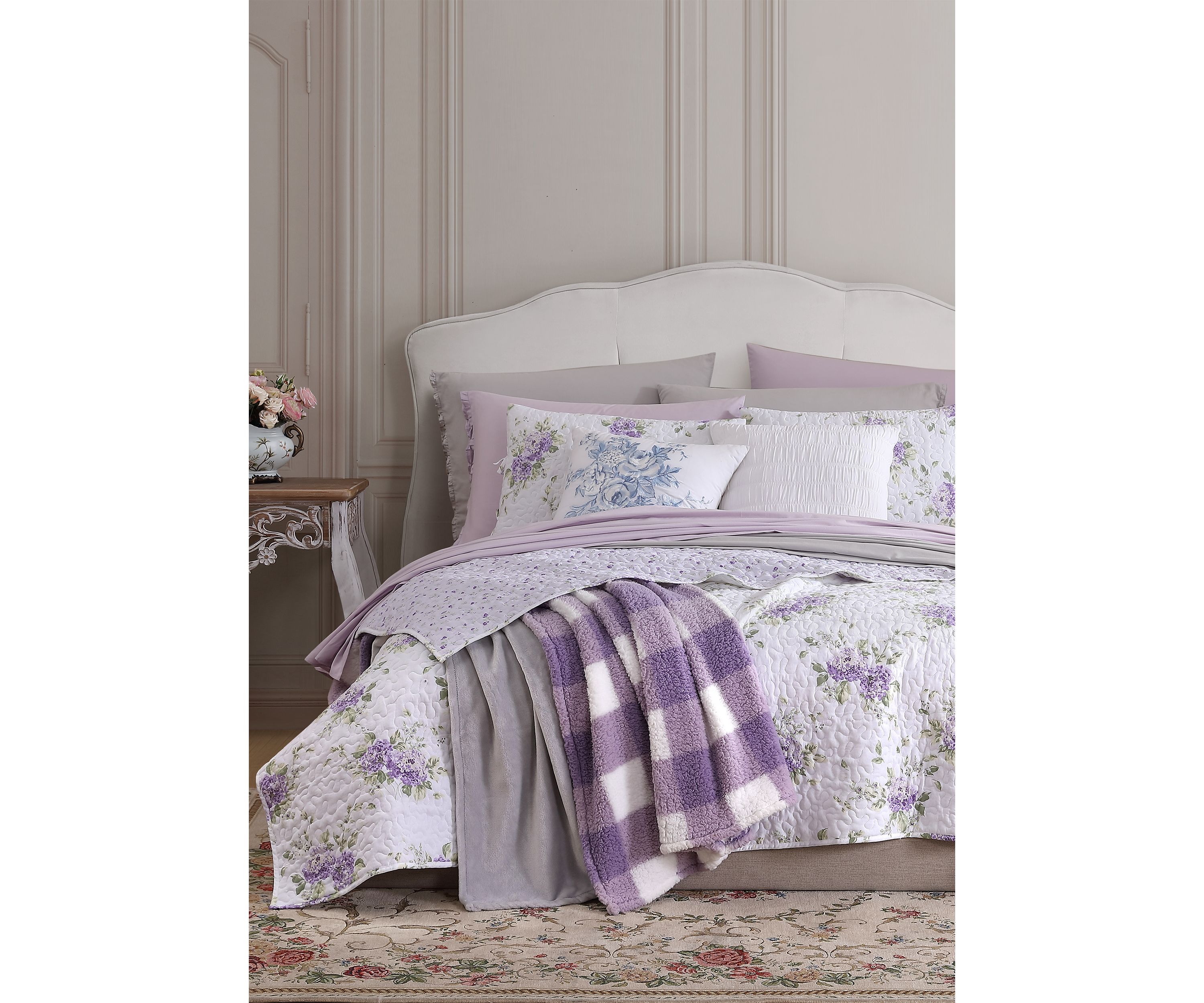 Layla Quilt Set